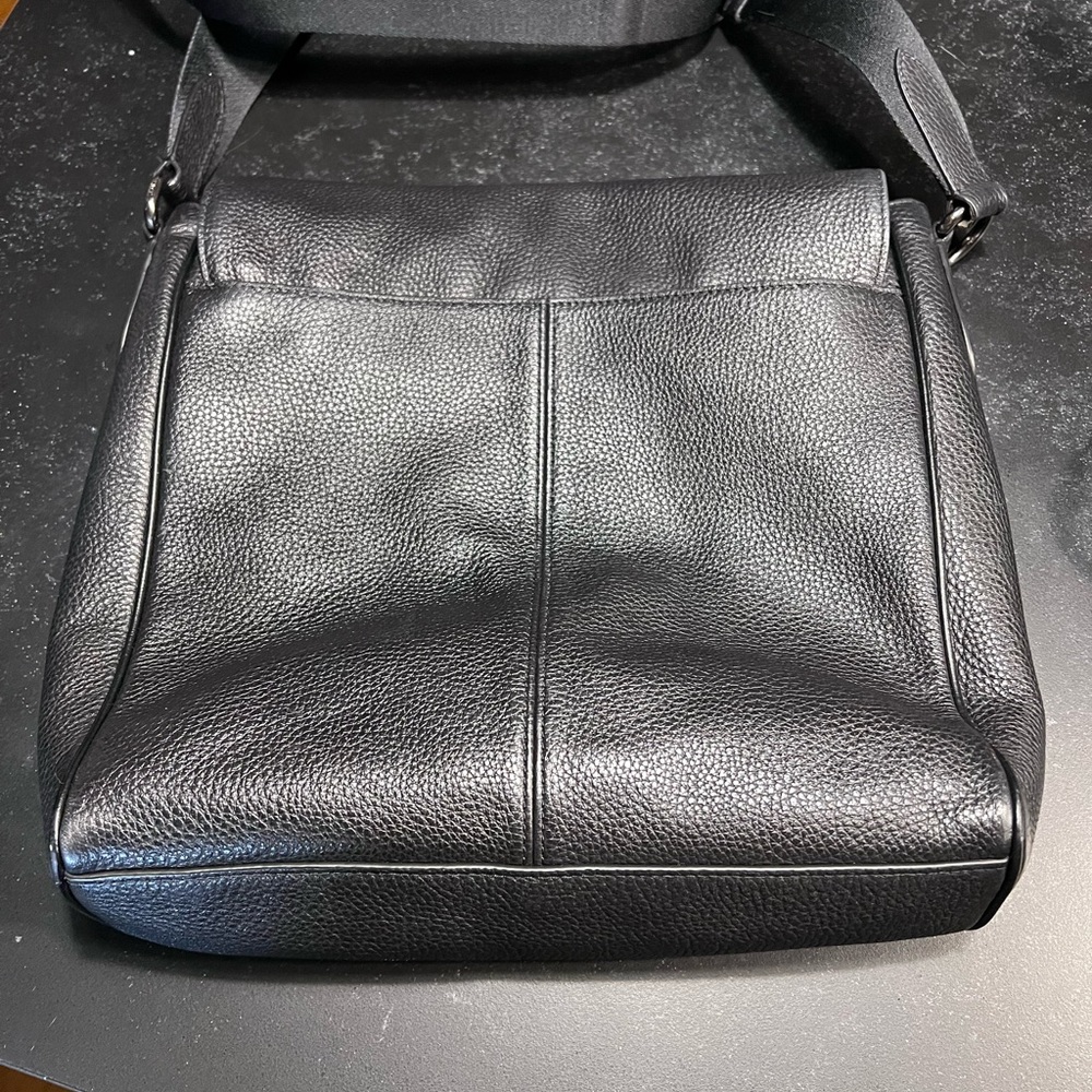 Coach Black Leather Houston Map Bag with Story Tag - Picture 2 of 5